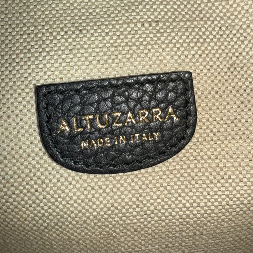 Altuzarra Ghianda Saddle Bag black pebble leather with fringe - Picture 3 of 10